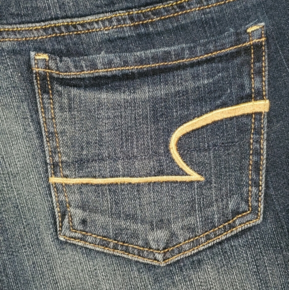 Jean Shorts - Picture 3 of 6